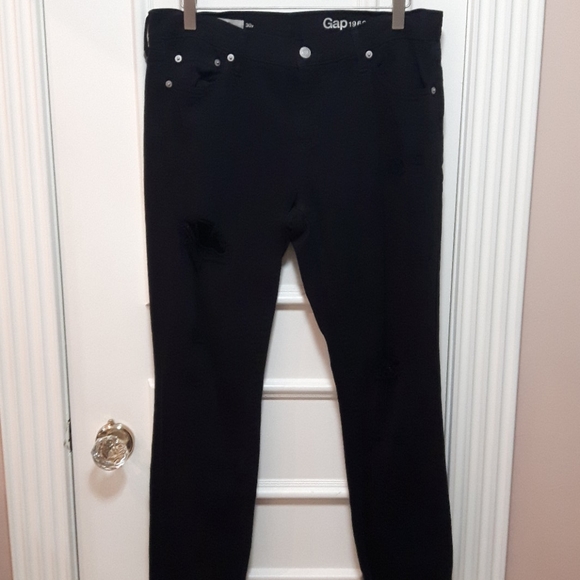 🛍 GAP distressed straight leg jeans - Picture 1 of 8